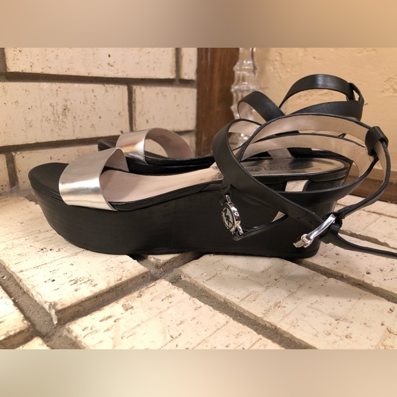 💥PRICE DROP💥 Michael Michael Kors - Wedges - Picture 6 of 14